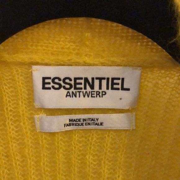 Essentiel Antwerp Cardigan size Medium - Picture 6 of 11